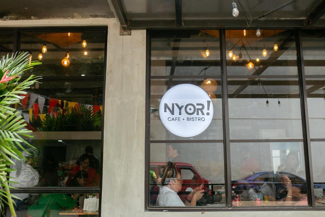 Happynest Hostel Cebu Exterior photo