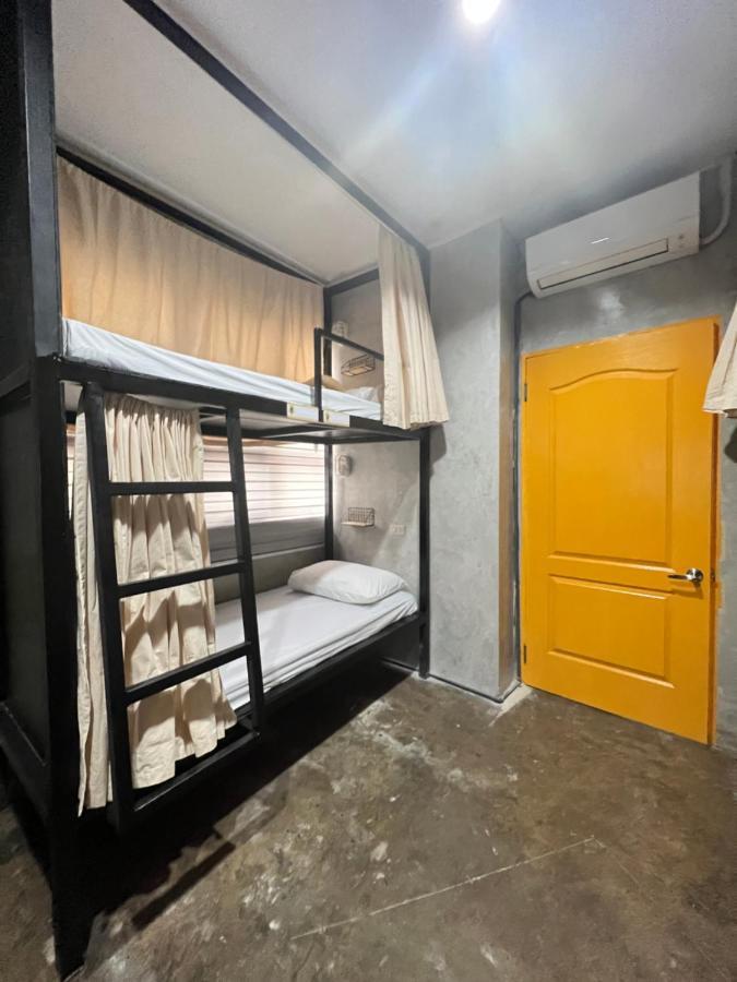 Happynest Hostel Cebu Exterior photo